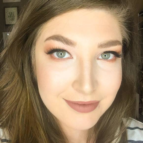 Meet your Posher, Alex - Picture 1 of 1